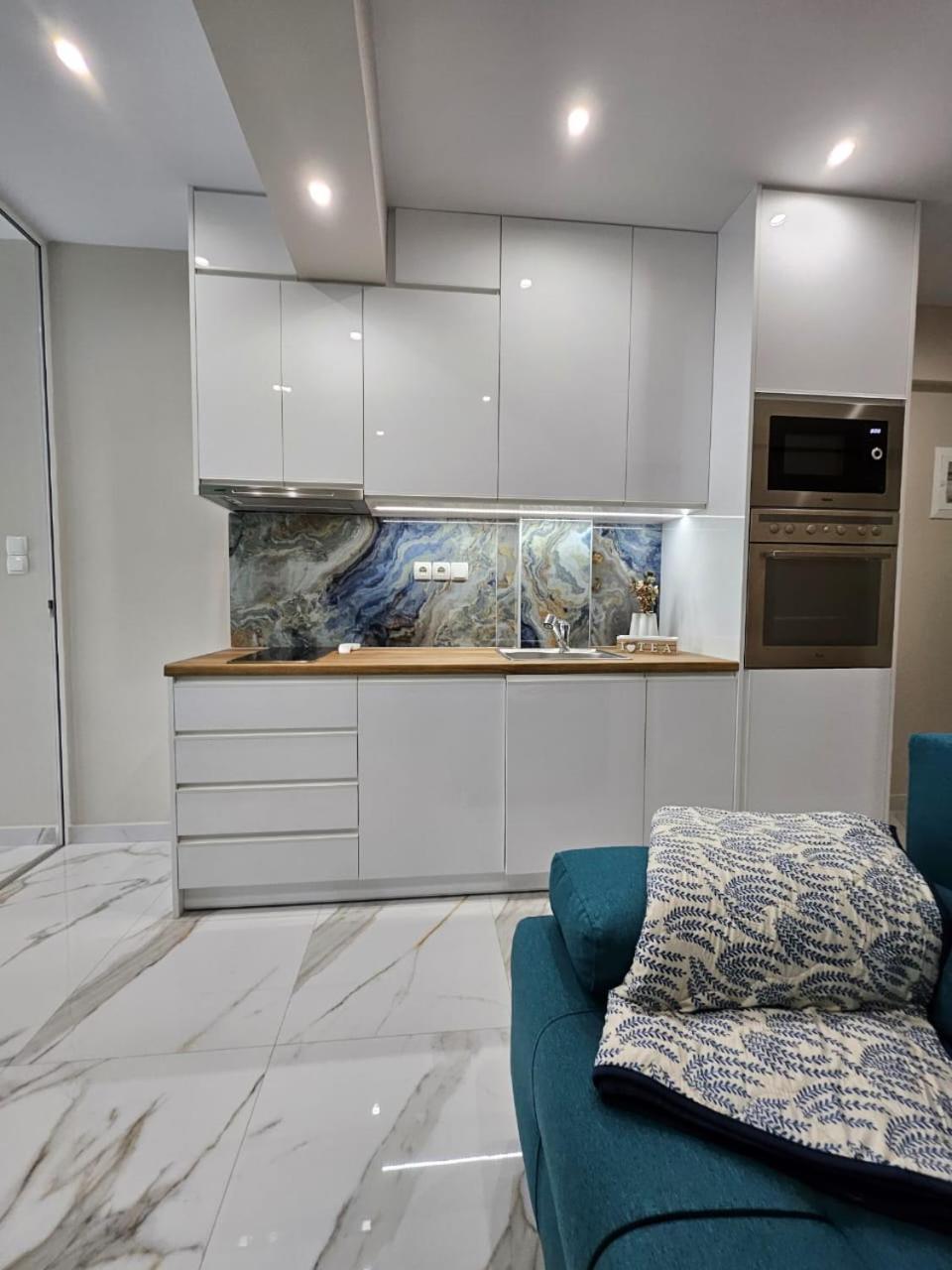 Agora Luxury Apartment 7 Лутракі Екстер'єр фото